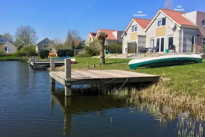 Image de Luxueux, renov. Fh sur le front de mer avec prop. Ponton, sauna, cheminée, Internet
