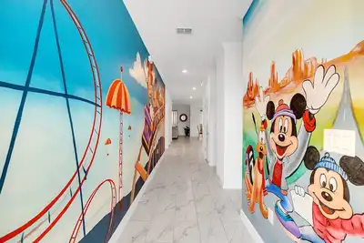 Image de Brand New 6br 5b Storey Lake Resort Pool/Spa/Bbq