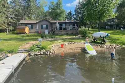 Image de Family boating cottage on Whitefish Chain of Lakes