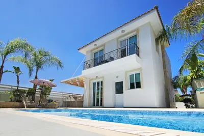 Image de Blue Oasis Villa (Walking to Golden Beach)