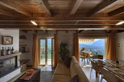 Image de Appartement 'Splendido loft panoramico' avec vue sur le lac & Wi-Fi
