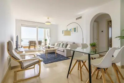 Appartement de vacances 'Lovely Apartment with Seaview' avec Terrasse & Wi-Fi