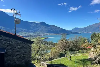 Image de Cottage Orsola by KlabHouse-4pax w/Ac and Lakeview