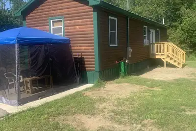 Image de Cozy cabin with direct atv/snowmobile trail access