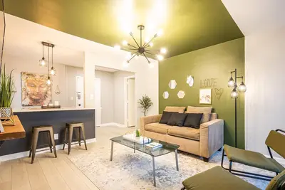 Image de Upgraded Apartment Near Atl Attractions