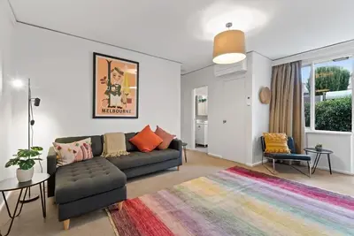 Image de Charming 2-Bed Unit Minutes From Albert Park