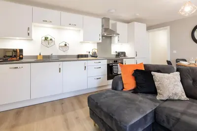 Image de Confort-Appartement-Salle de bain privée séparée-Vue sur la cour