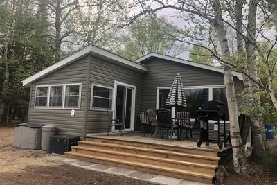 Image de Beautiful 2 bedroom lakefront cottage