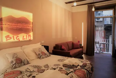 Image de Napolicentrico - Trois Chambres Appartement, Couchages 8
