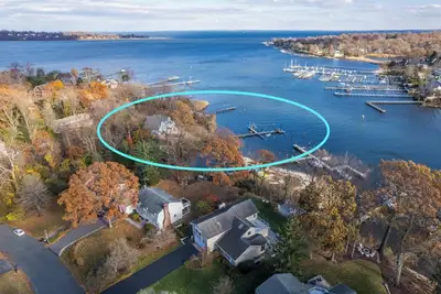 Image de Waterfront, Dock, Private Pool ~ Weekly & Monthly Rentals available!