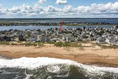 Image de 100 Steps to the Beach w/ Parking, Patios, Decks