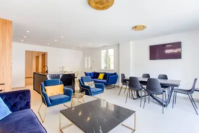 Image de Villa, Cannes centre, piscine, 5 min. de la plage