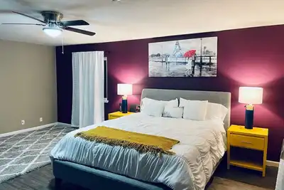 Image de Modern House near Napa, +Hot Tub + Gazebo+ Putting Golf - 30 Day or more