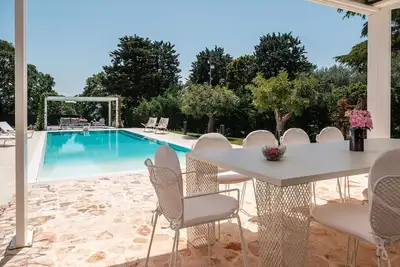 Image de Charming villa in Puglia with garden, barbecue, wood oven and private pool