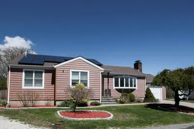 Beach house walking distance to Second Beach