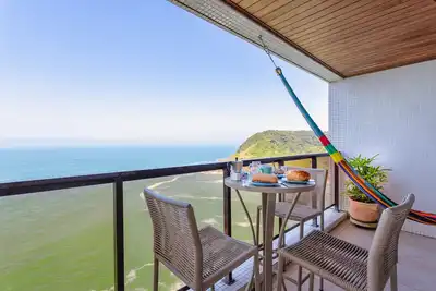 Image de Guaruja Cobertura com vista o mare and private swimming pool