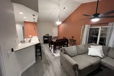 Image de Edwards condo with attached garage