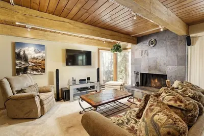 Image de Chateau Eau Claire Unit 17 | Serene Condo Overlooking the River with Many Upgrades