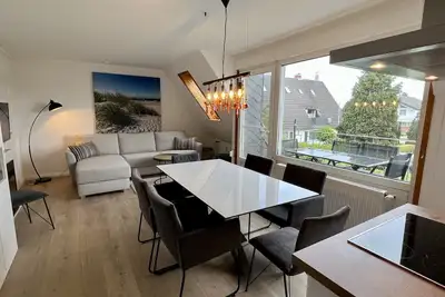Image de Traumhafte Maisonette Wohnung mit Süd-balkon Über 2 Etagen nur ca