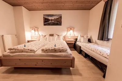 Image de Appartement Mösslhof Laite avec vue sur les montagnes, jardin et Wi-Fi.
