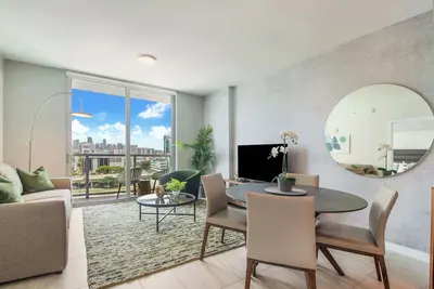 Image de One Bedroom Condo King Bed With City Views
