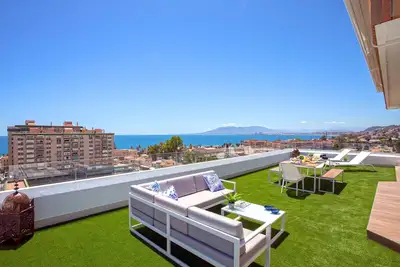 Image de Great penthouse next to the beach. Elcano Terrace