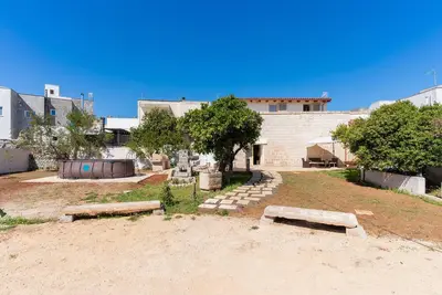 Image de Villa Pussacra by BarbarHouse