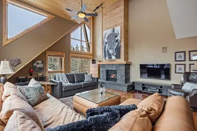 Image de Panoramic Mountain Views | Top Floor