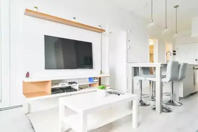 Image de Luxury Top Floor💎Free Parking💎Ps4💎10min to Airport