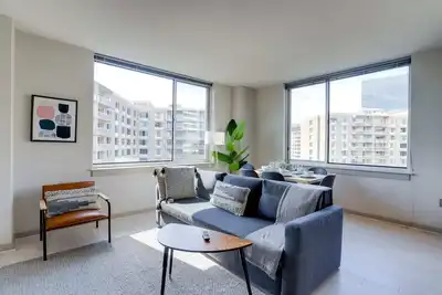 Image de Amazing 2br Apartment  @Crystal City WRooftop