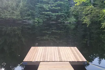 Image de Vintage Boho River-Front Cottage in Muskoka