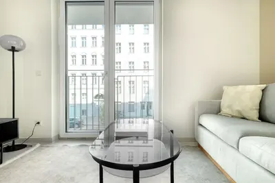 Image de Amazing Schöneberg 2br, steps to Park am Gleisdreieck, by Blueground