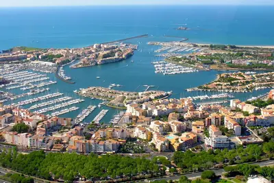 Image de Bel appartement pour 4 personnes avec Wifi, piscine, Tv, terrasse et animaux admis