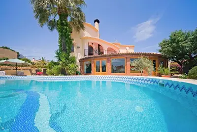 Image de Bel appartement pour 4 personnes avec Wifi, piscine, Tv, terrasse et parking