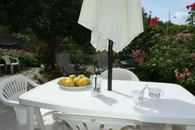 Image de Belle maison de vacances privée pour 6 personnes avec Wifi, Tv, patio et animaux admis