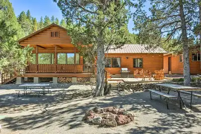 Image de Hatch Retreat w/ Deck, Grill & Creek Access!