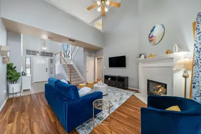 Image de Close To Everything. .