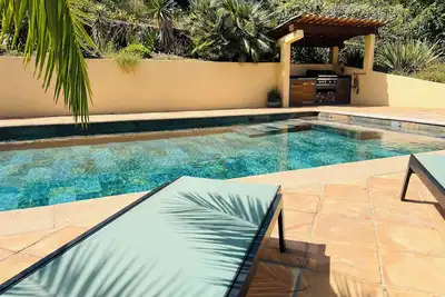 Image de Villa avec grande piscine, studio indépendant et vue magnifique près du village