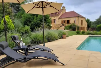 Image de La Balade Au Bois gîte de luxe dans le Périgord noir