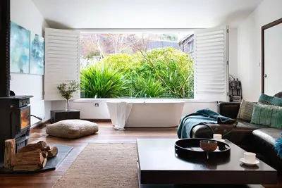 Chestnut Daylesford-Log fire place, spa bath and close to all of Daylesford's attractions
