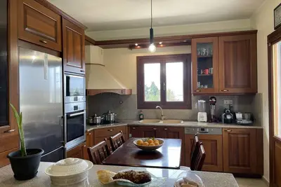 Image de Villa Stelianna - Stately stone house at Eggares Village