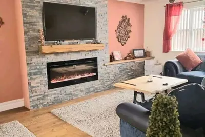 Image de Wonderful family home with hottub