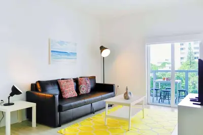 Image de Free Parking | Near to Wynwood & Design District
