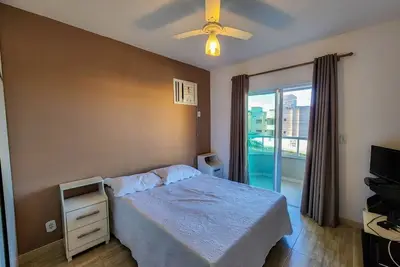 Image de L038 - Ed. Dante Alighieri I, 1708 - Apto p/ 7 Pessoas a 160m da Praia de Bombas