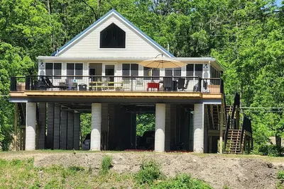Image de Modern Cottage on the Susquehanna River