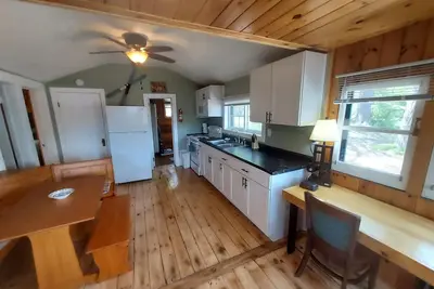 Image de Family Cottage: Where Timeless Charm Meets Modern Comfort