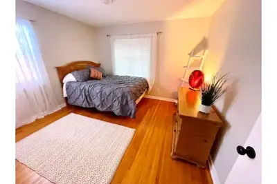 Image de New! Crescent Cottage, 2/1, parks, beaches, art!