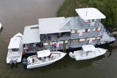 Image de Rougaroux Lodge @Venice Marina is a Sportsman dream!