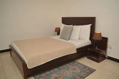 Image de Spacious 2 bed rooms Apartment at Spintex Road.