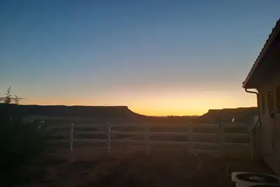 Image de Desert Paradise for Mnt  Bikers and Hikers. From Gooseberry Mesa to Wire Mesa!